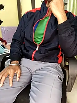 Snapshot of loveboyrp chatting on 02-24-26, 02:31 loveboyrp online show from 02-24-26, 02:31