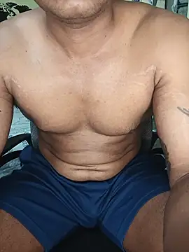 Snapshot of loveboyrp chatting on 03-13-26, 01:56 loveboyrp online show from 03-13-26, 01:56