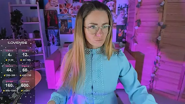 LadyIzabel online show from 02-08-25, 05:29