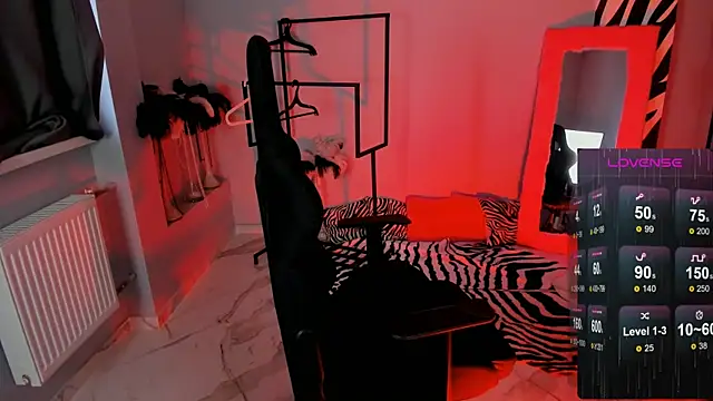 LadyIzabel online show from 11-04-25, 08:46