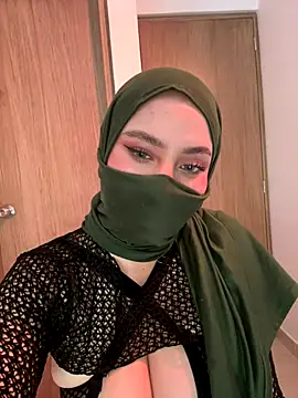 Snapshot of amaal_ chatting on 09-13-25, 07:57 amaal online show from 09-13-25, 07:57