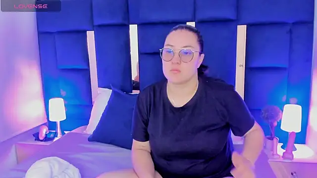 Snapshot of rebecaandpamela chatting on 12-05-24, 02:22 rebecaandpamela online show from 12-05-24, 02:22