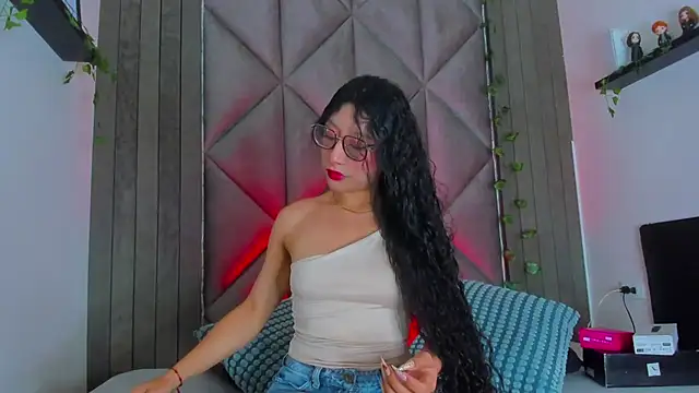 BriaConner  online show from 06-29-26, 02:51