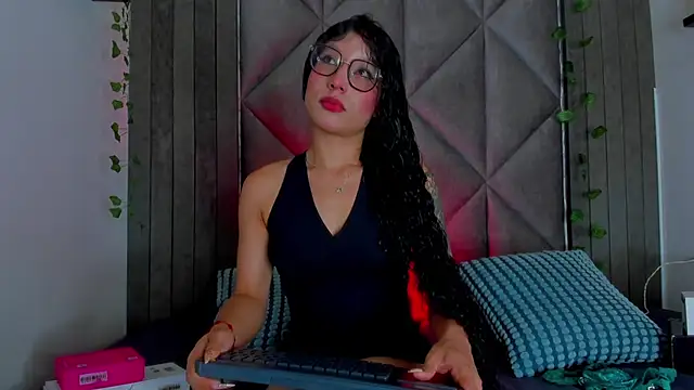 BriaConner  online show from 07-17-26, 03:02