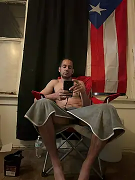Snapshot of freakyPR chatting on 07-11-26, 06:16 freakyPR online show from 07-11-26, 06:16