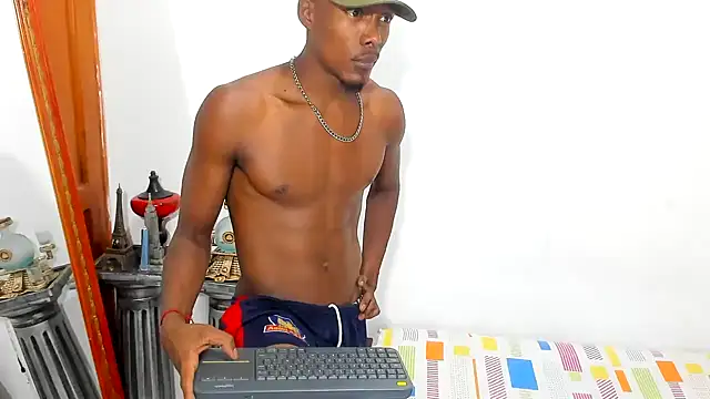 Snapshot of Darick_brown chatting on 03-05-25, 07:27 Darick brown online show from 03-05-25, 07:27