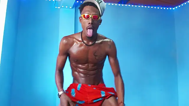 Snapshot of Darick_brown chatting on 12-03-25, 05:33 Darick brown online show from 12-03-25, 05:33