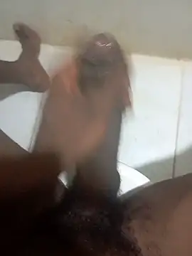 Snapshot of Darick_brown chatting on 01-14-26, 11:42 Darick brown online show from 01-14-26, 11:42