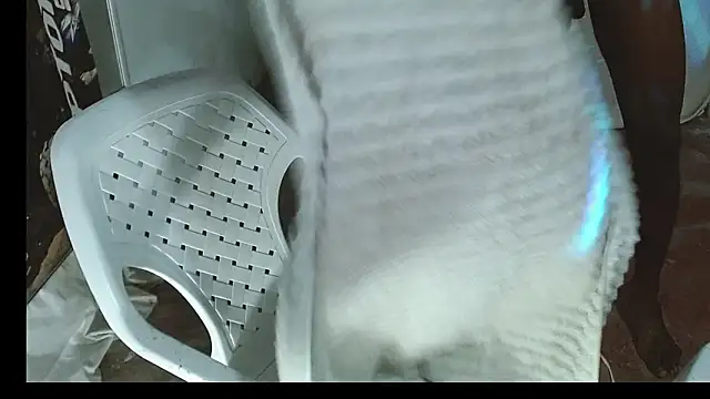 Snapshot of Darick_brown chatting on 03-11-26, 03:45 Darick brown online show from 03-11-26, 03:45