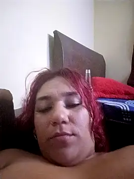 Snapshot of sarita_moller chatting on 02-10-25, 08:20 sarita moller online show from 02-10-25, 08:20