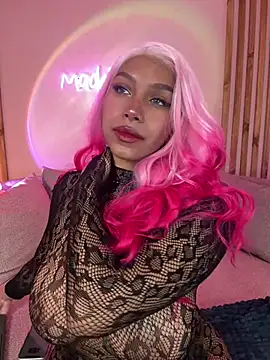 Snapshot of MadeleineSanez chatting on 02-12-26, 08:59 MadeleineSanez online show from 02-12-26, 08:59