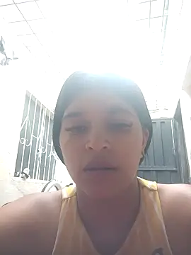 Snapshot of naughty-girl01 chatting on 01-04-25, 02:04 naughty-girl01 online show from 01-04-25, 02:04