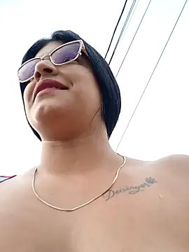 Snapshot of naughty-girl01 chatting on 02-03-25, 01:30 naughty-girl01 online show from 02-03-25, 01:30