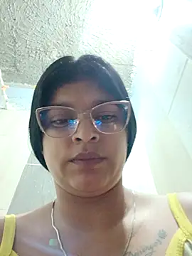 Snapshot of naughty-girl01 chatting on 02-24-25, 10:15 naughty-girl01 online show from 02-24-25, 10:15