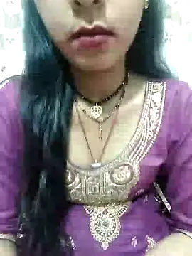 Snapshot of Sharmila-Singh chatting on 02-17-25, 08:26 Sharmila-Singh online show from 02-17-25, 08:26