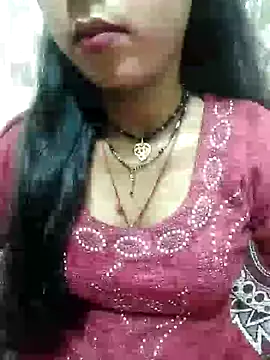 Snapshot of Sharmila-Singh chatting on 02-18-25, 04:48 Sharmila-Singh online show from 02-18-25, 04:48