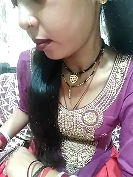 Snapshot of Sharmila-Singh chatting on 02-24-25, 05:31 Sharmila-Singh online show from 02-24-25, 05:31