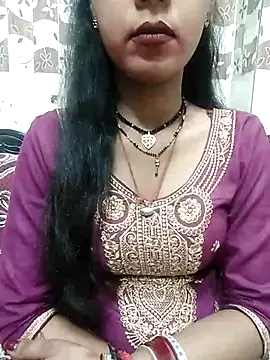 Snapshot of Sharmila-Singh chatting on 03-07-25, 05:40 Sharmila-Singh online show from 03-07-25, 05:40