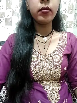 Snapshot of Sharmila-Singh chatting on 03-10-25, 06:12 Sharmila-Singh online show from 03-10-25, 06:12