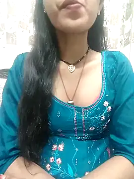 Snapshot of Sharmila-Singh chatting on 03-15-25, 03:59 Sharmila-Singh online show from 03-15-25, 03:59
