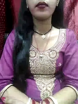 Snapshot of Sharmila-Singh chatting on 03-17-25, 06:42 Sharmila-Singh online show from 03-17-25, 06:42