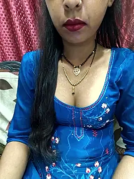 Snapshot of Sharmila-Singh chatting on 09-12-25, 04:56 Sharmila-Singh online show from 09-12-25, 04:56