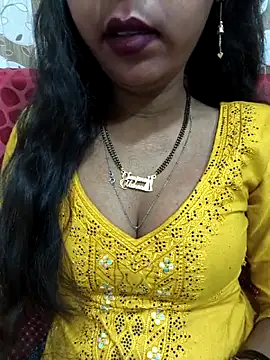 Snapshot of Sharmila-Singh chatting on 05-12-26, 05:21 Sharmila-Singh online show from 05-12-26, 05:21