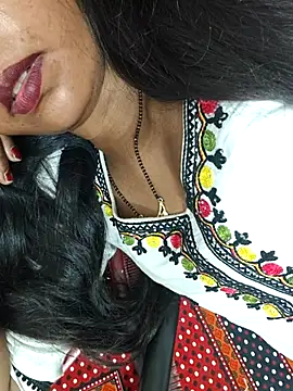 Sharmila-Singh online show from 06-25-26, 08:02