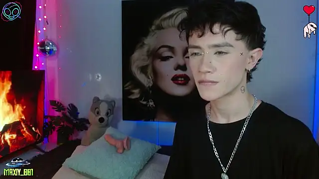 maxiy 001 online show from 05-03-26, 01:11