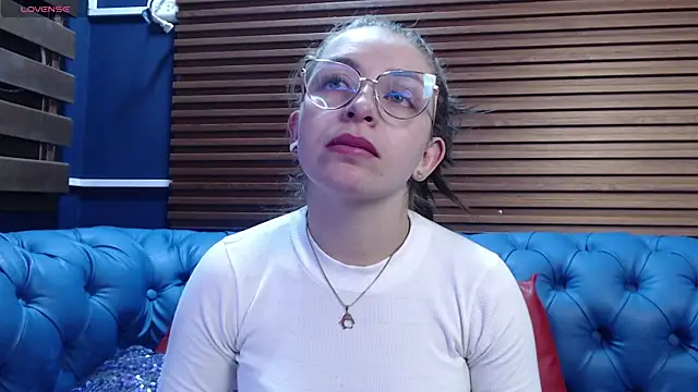  isaabellaa online show from 02-17-25, 11:34