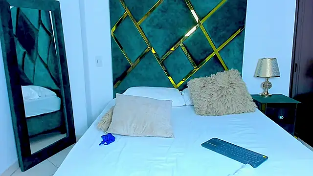 Criss Ariana online show from 01-18-25, 02:44