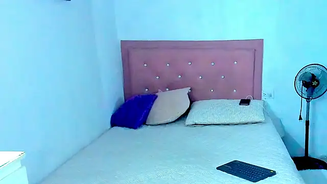 Criss Ariana online show from 09-16-25, 02:40