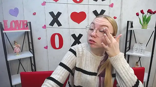 BeatriceFly online show from 01-27-25, 06:30