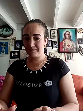 skayhot  online show from 01-23-25, 05:42