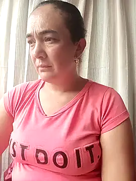 skayhot  online show from 02-19-25, 07:59