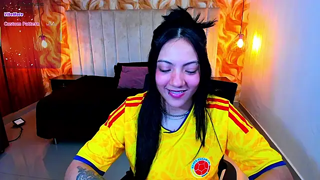 Snapshot of miichael_black chatting on 06-24-26, 03:22 miichael black online show from 06-24-26, 03:22