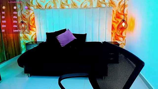 Snapshot of miichael_black chatting on 07-15-26, 09:20 miichael black online show from 07-15-26, 09:20