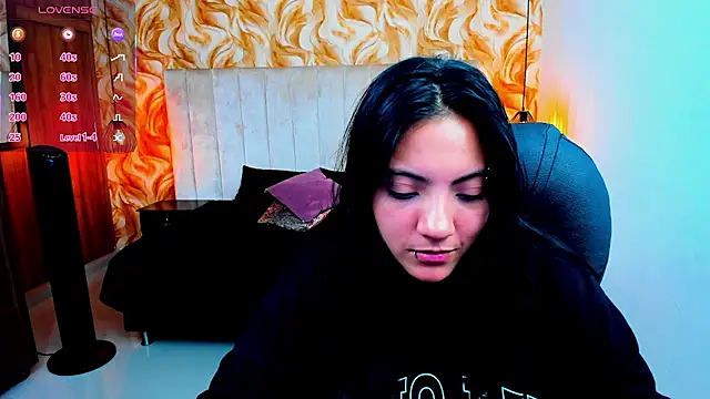 Snapshot of miichael_black chatting on 07-22-26, 07:16 miichael black online show from 07-22-26, 07:16