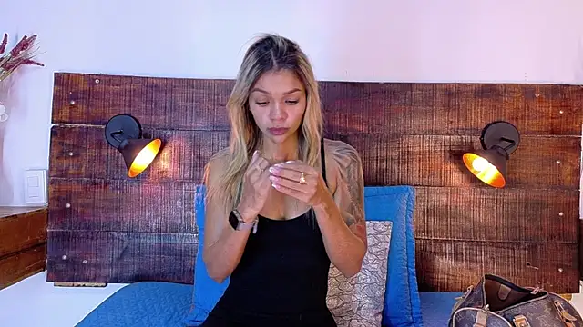 Celeste sanz online show from 07-04-26, 11:05