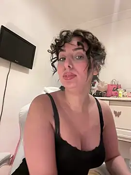 Snapshot of Hot_malak chatting on 02-24-25, 11:09 Hot malak online show from 02-24-25, 11:09