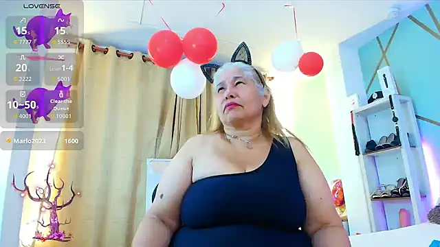 Snapshot of girl_amada chatting on 09-26-25, 10:47 girl amada online show from 09-26-25, 10:47