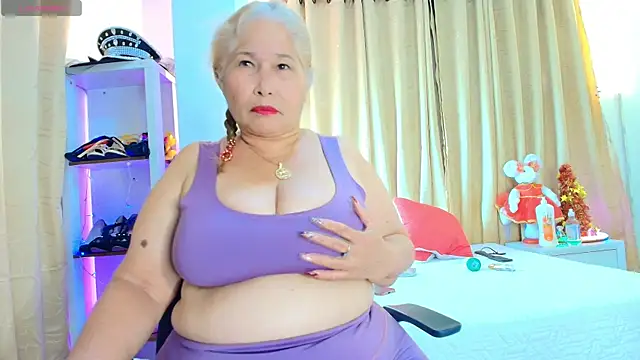 Snapshot of girl_amada chatting on 11-20-25, 06:51 girl amada online show from 11-20-25, 06:51