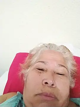 Snapshot of girl_amada chatting on 11-24-25, 01:22 girl amada online show from 11-24-25, 01:22