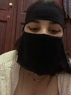 Snapshot of Miss-Soka chatting on 12-20-24, 08:17 Miss-Soka online show from 12-20-24, 08:17