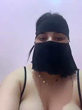 Snapshot of Miss-Soka chatting on 12-20-24, 11:43 Miss-Soka online show from 12-20-24, 11:43