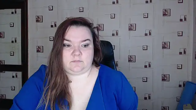 Snapshot of TasyaBigTTs chatting on 10-20-25, 01:44 TasyaBigTTs online show from 10-20-25, 01:44