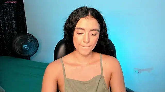 Adhara-zanne online show from 07-16-26, 02:56