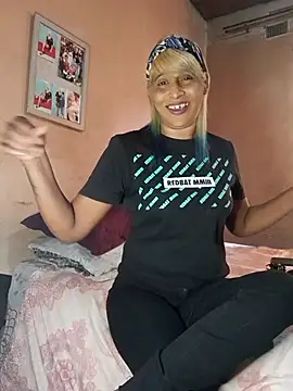 Goodgirlsue 77 online show from 11-07-25, 11:43