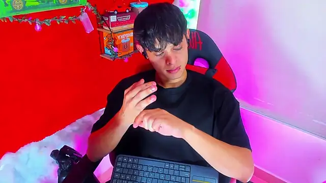 LilOwen  online show from 09-21-25, 06:09