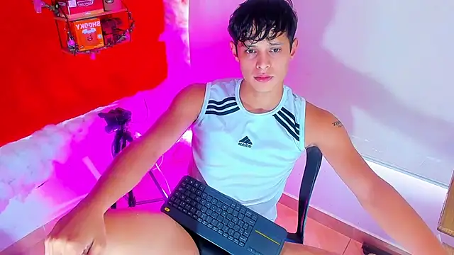 LilOwen  online show from 10-01-25, 06:03